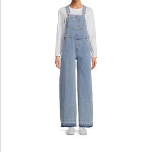 cute denim wide leg overalls!